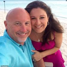 Teen sisters 'pre-create' their first wedding dances with their terminally  ill dad