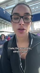 Don’t splash me down there with your poop water! 😤 #firstworldproblems  #airport