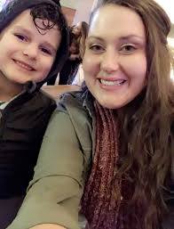 About Me Name: Kim Holland Lives in San Antonio, TX School: Knowlton  Elementary NISD Grade: 2nd grade Subject: All Years Teaching: 20 years!  Favorite candy: white chocolate, Caramel Favorite snack: Cheddar Rice