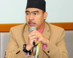 7) penyakit fizikal adalah seperti penyakit jantung, lemah jantung, darah tinggi, kencing manis, strok, gout, kolestrol tinggi, migrain, pedih ulu hati 11) secara umumnya rawatan saya adalah kepada semua kaum. Bedah Kaki Gout