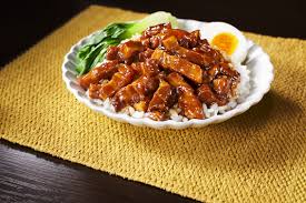 おかずプラス ごはんにかけるルーローハン／ ごはんにかけるユッケジャン」を新発売 | お知らせ | 伊藤ハム