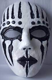 Jun 01, 2021 · after wowing the likes of muse, tom morello, and most notably in 2020, dave grohl, young drumming star nandi bushell has now impressed slipknot ' s jay weinberg with an awesome (masked) cover of. Pin By Bence Kecskemeti On Joey Jordison Slipknot Mask Masks Art Metal Art Jewelry Mask Painting
