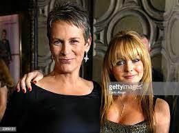 With jamie lee curtis, lindsay lohan, mark harmon, harold gould. 3 201 Freaky Friday Photos And Premium High Res Pictures Getty Images