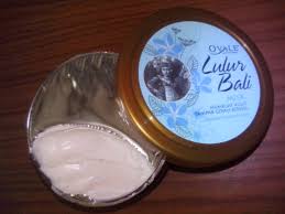 Sabun pemutih badan yg bagus ini dibuat dengan bahan utama ekstrak air liur walet yang sangat berkhasiat untuk kecantikan. Review Lulur Mandi Blognya Mama Ahnaf
