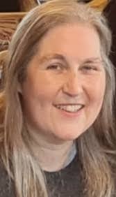 Deirdre Reynolds's Instagram, Twitter & Facebook