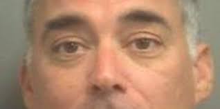 Appeals court lets woman keep $70,000 ring after ending engagement — till  jury weighs in