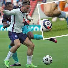 L'angleterre déjà dingue de grealish. Jack Grealish Darum Tragt Englands Em Hoffnung Nur Mini Stutzen Krone At