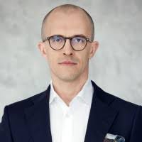 600+ profilů „Kopinski“