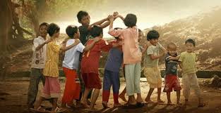 Jadi sampai dengan saat ini asal usul sejarah permainan tradisional gasing masih menjadi pertanyaan besar. 35 Permainan Tradisional Jenis Tata Cara Dan Manfaat