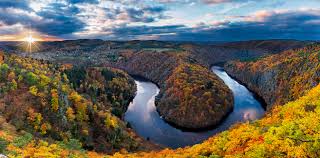 From historical towns and cities, to a countryside speckled with castles and chateaus, the czech republic is a holiday destination that can satisfy everybody's taste. Radwege Und Routen In Und Um Tschechische Republik Bikemap Deine Radrouten