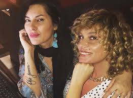 Η ελεωνόρα ζουγανέλη (μαρούσι αττικής, 1 φεβρουαρίου 1981) είναι ελληνίδα τραγουδίστρια. Eleonwra Zoyganelh Syzygos Archives Fay S Book