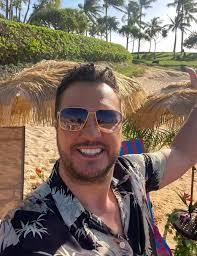 A big yess if Luke Bryan still your favourite 🥰🥰🌹🌹