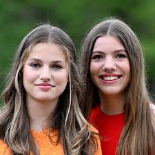 Princess Leonor dazzles in fitted jeans alongside lookalike mother Queen  Letizia