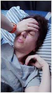 Reasons Why You Find It Difficult to Sleep During Pregnancy 😴🤰, 1️⃣ As  the uterus grows, it presses