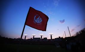 Ambos equipos llegan al encuentro con la intención de recuperarse luego de perder su chance de escalar en la tabla de posiciones en la jornada anterior. Uvazwkraniav0m