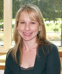 Sonja Vickers's Instagram, Twitter & Facebook