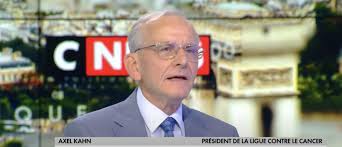 Le généticien, penseur et économiste axel kahn, porte un regard sur la france rurale au fil de ses 2000 km de randonnée. Le Professeur Axel Kahn Frappe Par Un Cancer Qui S Est Aggrave Recemment Va Se Mettre Tres Prochainement En Retrait De Ses Fonctions De President De La Ligue Contre Le Cancer Jean Marc Morandini