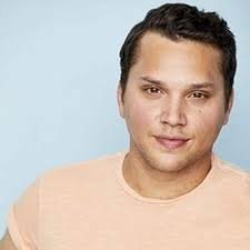 The first season comprises 13 episodes, with new episodes dropping on the channel every thursday. Watch Law Order Organized Crime Season 1 Episode 5 In Streaming Betaseries Com