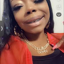 Happy Birthday to my sis @rasheeda!!!!! You are my friend that I go to for  advice, the one who understands me best, who understands the struggle of  trying to be mom, wife,