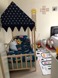 montessori yatak yatak bebek fotograflari bebek