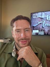 Happy Tuesday! 💪✨ Keep grinding, stay focused, and let your hard work  shine today. 🚀 #TuesdayMotivation #KeepPushing