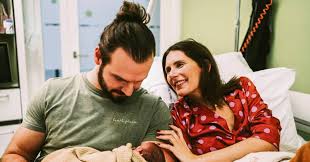 Momblogger lara switten (35) vertelde over leven met baarmoederhalskanker als mama van drie, met alle highs en lows die daarbij hoorden. Column Lara Switten 34 Mama Van Drie En Zwaar Ziek In Het Weekend Krijgen Mijn Kinderen Mijn Alles Ook Al Blijft Er Van Mijn Alles Niet Veel Over Column Lara Hln Be