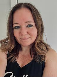 Hi am jenny from London thank you for having me in this group it's been a  pleasure to be here much love to you all ❤️☺️🙏🏾