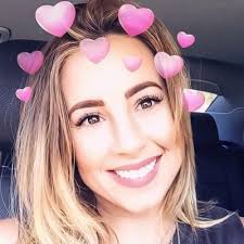 Danielle Delaplane (@DaniDelaplane)