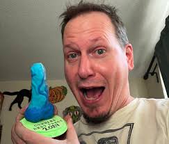 BE A DISRUPTOR: Vote for Tenebrous in the 2024 Locus Awards!