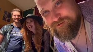 A BIG THANK YOU!! Over 2000 streams in one day is a huge achievement 👊🏻  hope you’re loving the new single Control as much as we are