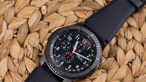 Swipe to the right to unlock your gear s3. Tizen 4 0 Update Arrives To Verizon S Samsung Gear S3 Classic And Gear S3 Frontier Phonearena