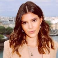 Danielle Marks's Instagram, Twitter & Facebook