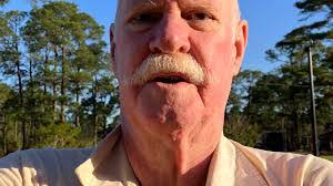 Carrie Flitton's Instagram, Twitter & Facebook