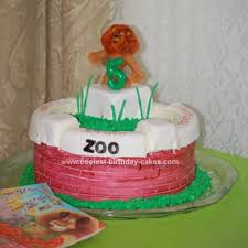 Do you like this video? Coolest Homemade Madagascar Cakes
