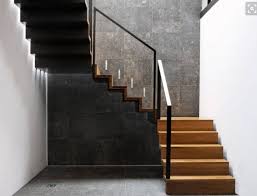 Dunkle Anthrazit Dunne Filigrane Stahl Und Holz Treppe Und Gelander Treppe Holz Treppe Treppen Design