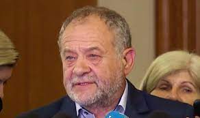 E adevărat că nu a fost încă publicată decizia curţii şi nici motivarea. Dumitru Buzatu Nu E Nicio ProblemÄ DacÄ Nu SupravieÅ£uieste Guvernul
