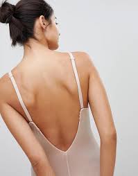 Al láser para que no marque, ideal para vestidos de novia y de fiesta con espalda descubierta… Body Reductor A Medio Muslo Con Espalda Baja En Beis Suit Your Fancy De Spanx Asos