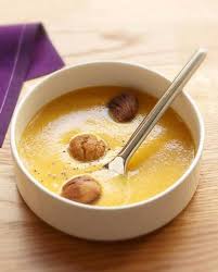 Veloute De Potiron Aux Chataignes Par Ora Ito Pour 6 Personnes Recettes Elle A Table Recette Recettes De Cuisine Recette Veloute Potiron