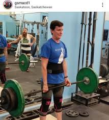 Some strong ladies in the gym today!!...