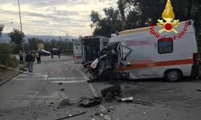 Notizie notizie serie a live: Lamezia Terme Ambulanza Privata Coinvolta In Un Incidente 3 Feriti