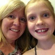 Ellen Osborne (@Ozzieellen)