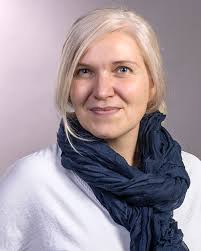 Dr. Ilona Czechowska • European University Viadrina