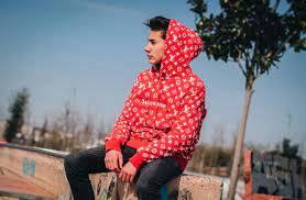 Shop women's free people hoodies. 5 Cool Ways To Wear A Hoodie Los Angeles Startups Tech