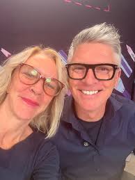 Look what a neighbour popped through our door today …. ￼See you Thursday !  My show is at 815am. HobbycraftTV #lisahortoncrafts #hobbycrafttv