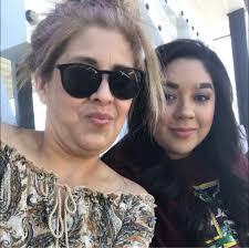 Why is my Cricut maker machine not cutting vinyl correctly?