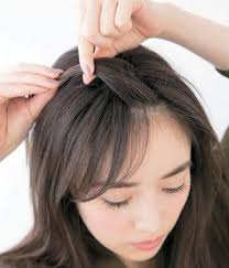 前髪 ピンで即 おしゃれになる 留め方10のコツ 仕事 学校にもおすすめアレンジ集 美的 com 前髪アップヘア 前髪 ピン 簡単ヘアアレンジ 前髪