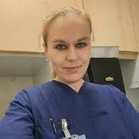 100+ perfiles de «Malkowski»