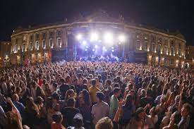 Parfois, la fête de la musique a lieu le samedi suivant afin qu'un maximum de monde y assiste. Toulouse Cats On Trees Foe Skip The Use Voici Le Programme De La Fete De La Musique Actu Toulouse