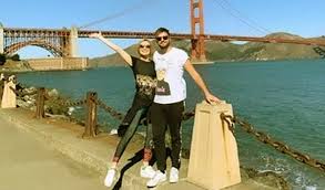 Or is this just some meme that has run out of hand in the chat? Know Laura Whitmore Husband Patner Family Age Bio Children Facts