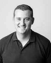 LPF SPOTLIGHT: @peterogers84, Founder of @como.london We are thrilled to  present our latest LPF Spotlight featuring Peter Rogers, the visionary  Founder of COMO London. In an era where digital first impressions are